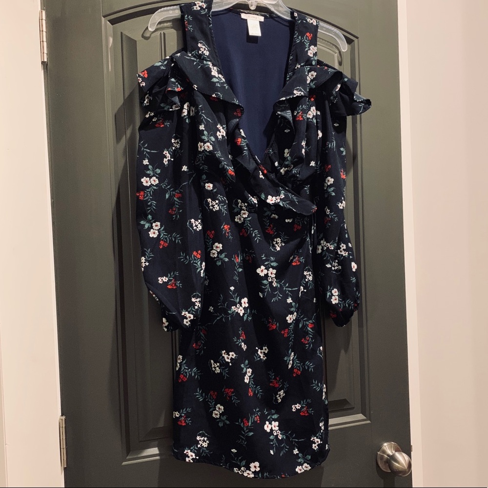 Boutique, Cold shoulder ruffle wrap dress